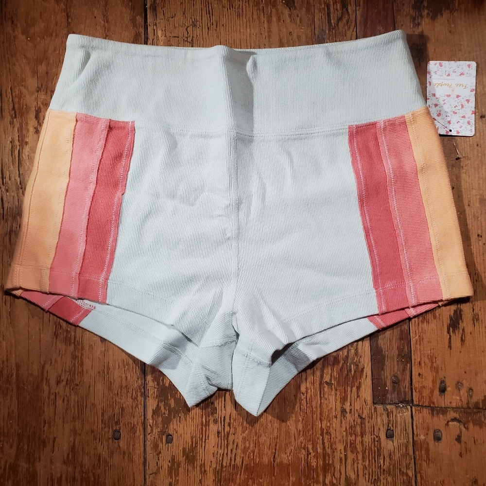 💣LAST 1💥 Free People Movement Surfer Rosa shorts - Picture 2 of 11